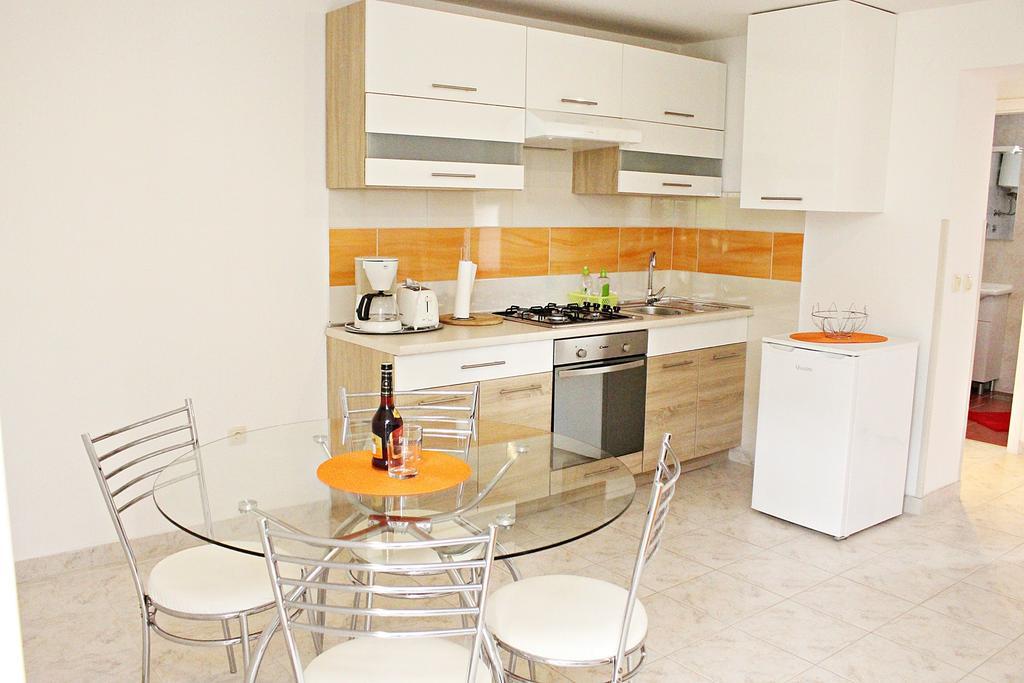 Apartment Ada ซาดาร์ ภายนอก รูปภาพ