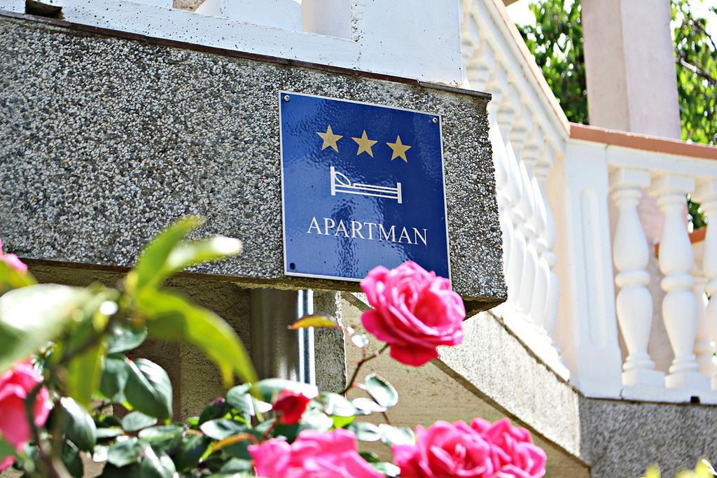 Apartment Ada ซาดาร์ ภายนอก รูปภาพ